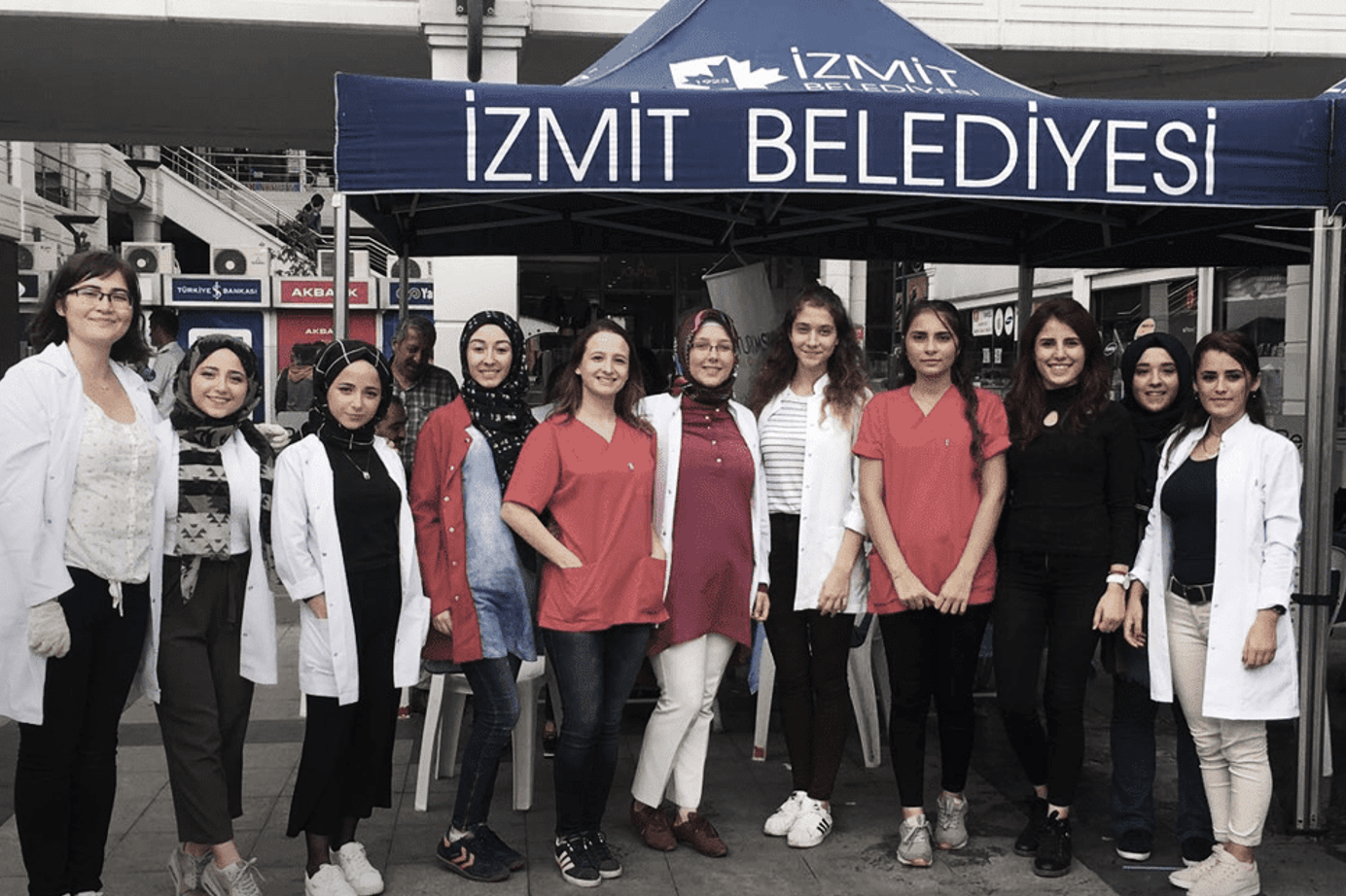 Kocaeli'de Podoloji Programı Öğrencileri Tarafından Genel Sağlık Taraması ve Ayak Muayenesi Uygulandı